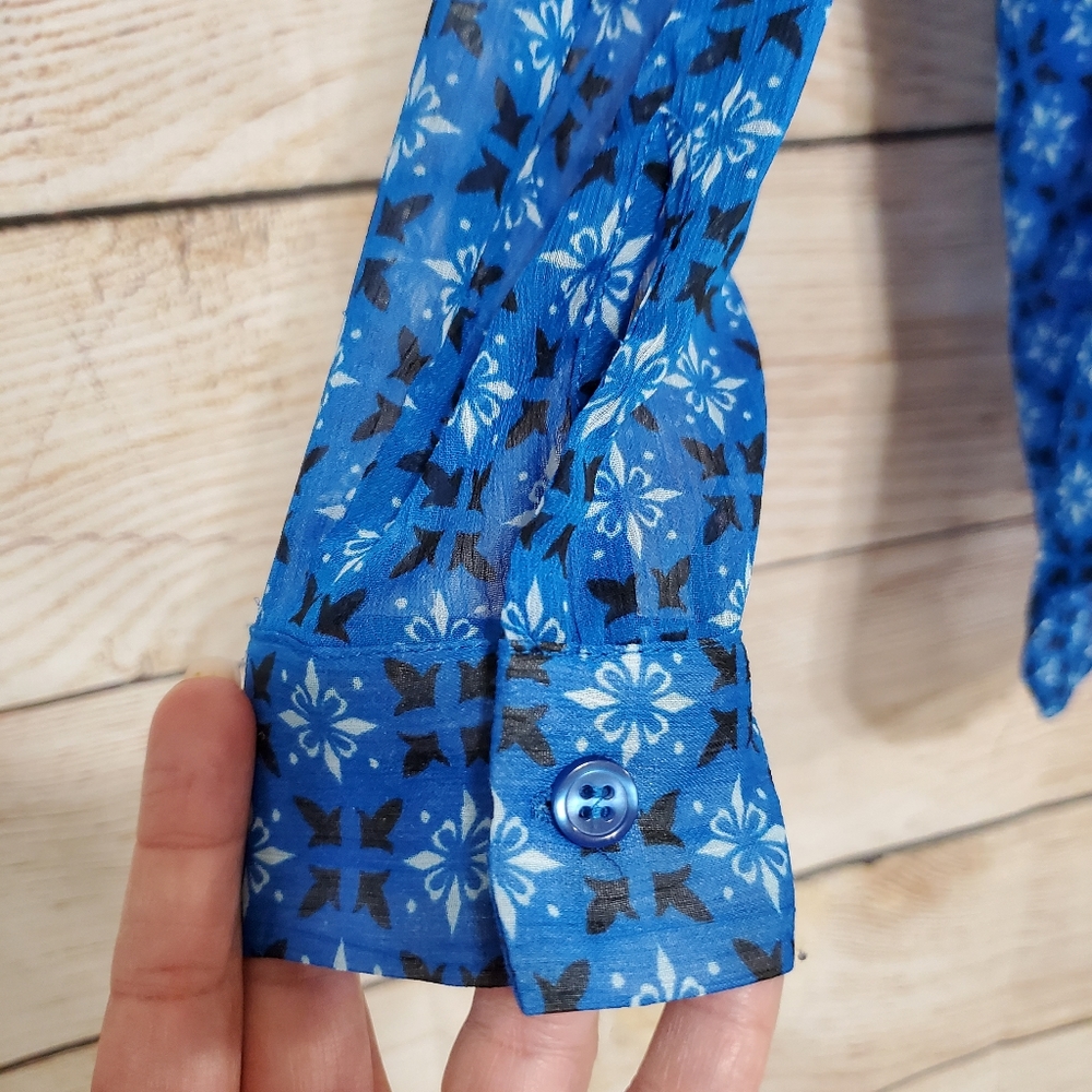 Kut From The Kloth Blue Sheer Long Sleeve Button Down Blouse Small - Picture 3 of 7